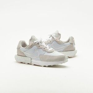 Nike Fontaka Waffle Platinum Light Soft Pink Shoes - Women’s Size 10W